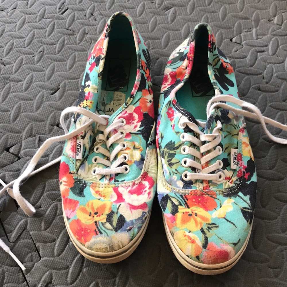 Flower vans